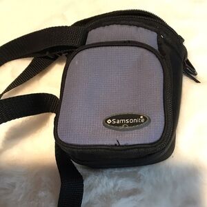 Samsonite Camera Bag with Belt Loop & Shoulder Strap